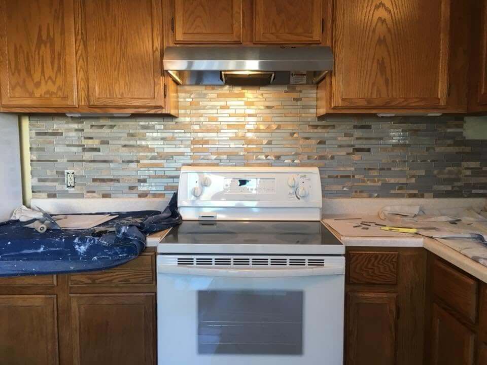 Kitchen cabinet and backsplash work